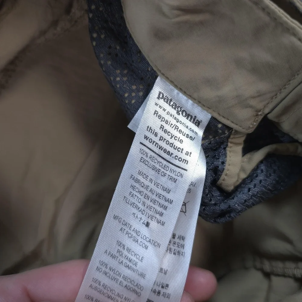 Patagonia beige tears accessories